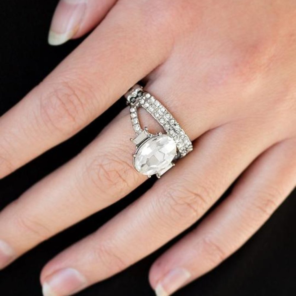 Bling Queen Ring